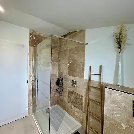 Chez Je Et Ce, Terrasse Equipe Pour 6 Personnes, 5 Minutes De Carcassonne Apartamento