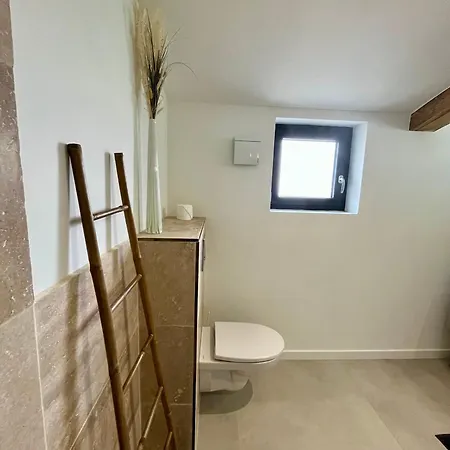 Chez Je Et Ce, Terrasse Equipe Pour 6 Personnes, 5 Minutes De Carcassonne