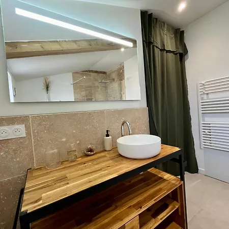 Apartamento Chez Je Et Ce, Terrasse Equipe Pour 6 Personnes, 5 Minutes De Carcassonne Roullens