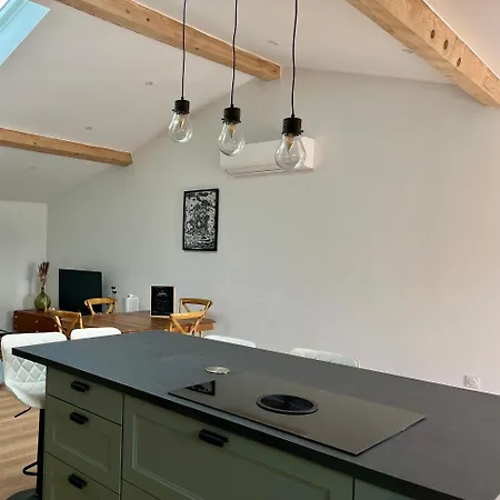 Apartamento Chez Je Et Ce, Terrasse Equipe Pour 6 Personnes, 5 Minutes De Carcassonne *